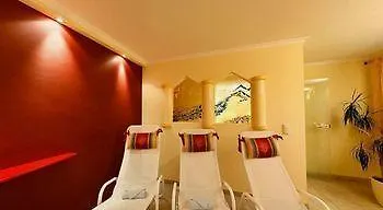 호텔 Garni Elisabeth 4*